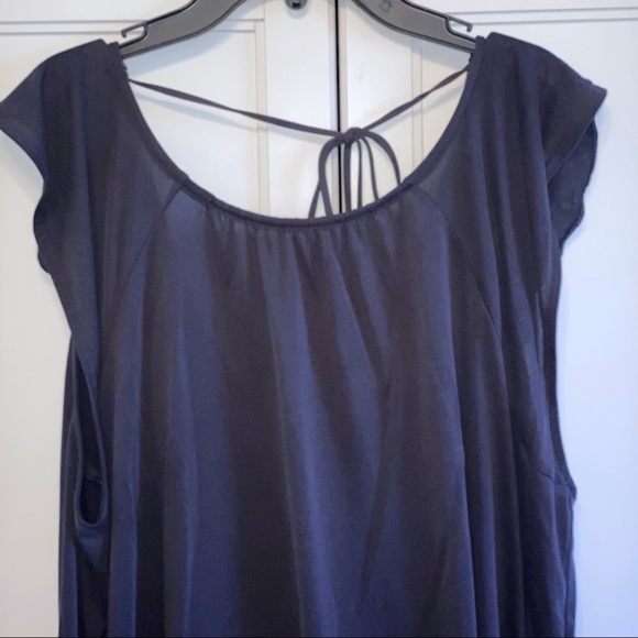 Loft | Ruffle Tie Back Flutter Blouse Black M - Picture 7 of 15